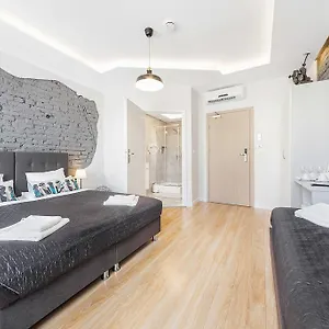 Aparthotel Six Suites, Old Town, Danzica